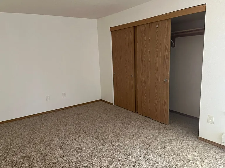 Kruse Villa Apartments — Photo 8