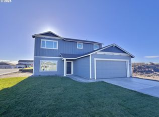 548 Arthur St, Umatilla, OR 97882