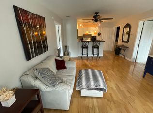 900 Taylor St APT 200, Columbia, SC 29201