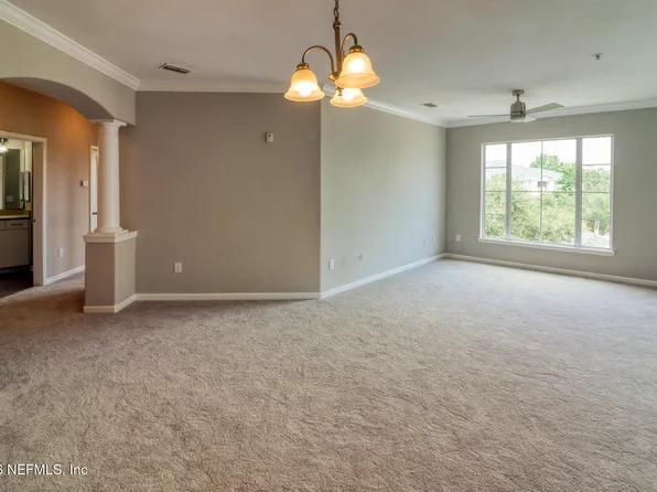 8290 GATE Parkway W #1115, Jacksonville, FL 32216