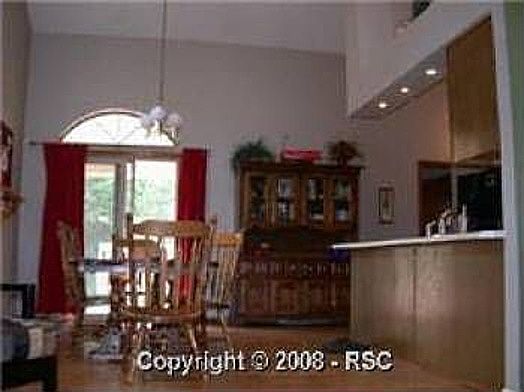 Dining room/kitchen