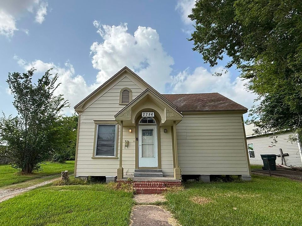 1st image of 2286 Rusk St