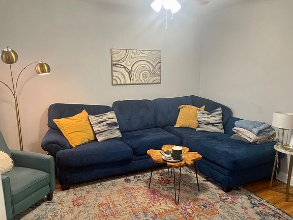 5th image of 3344 W Waveland Ave #1