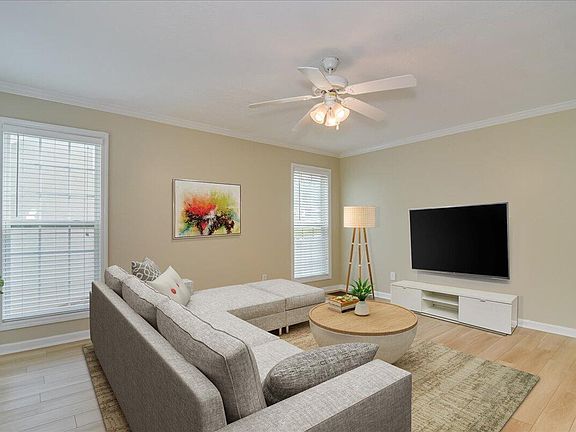3rd image of 323 High Chaparral Drive Drive