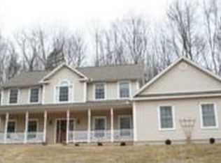 24 Old Bridge Rd, Brookfield, CT 06804