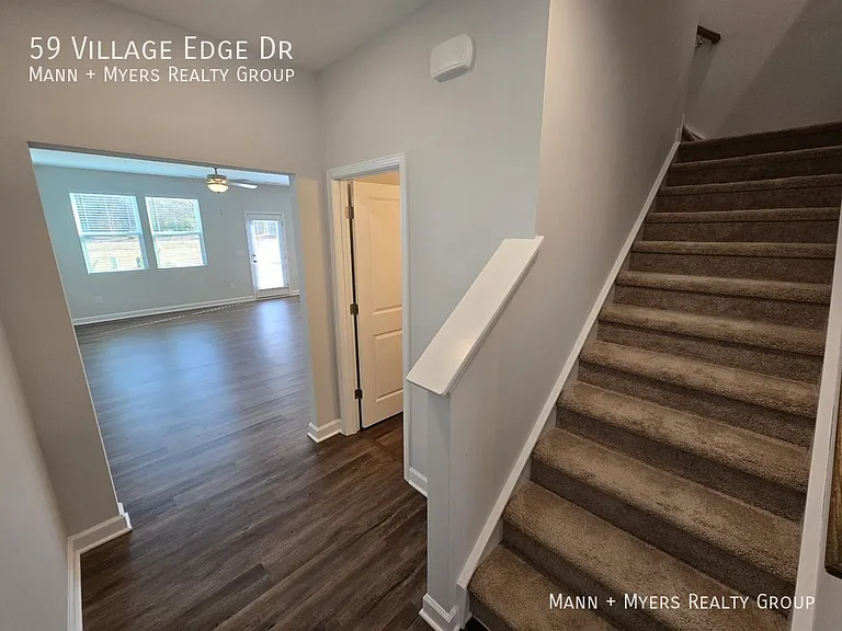 59 Village Edge Dr — Photo 6