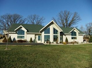 W5434 Highland Dr, New Glarus, WI 53574