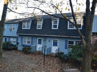 61 Taylor Ave APT D, Bethel, CT 06801