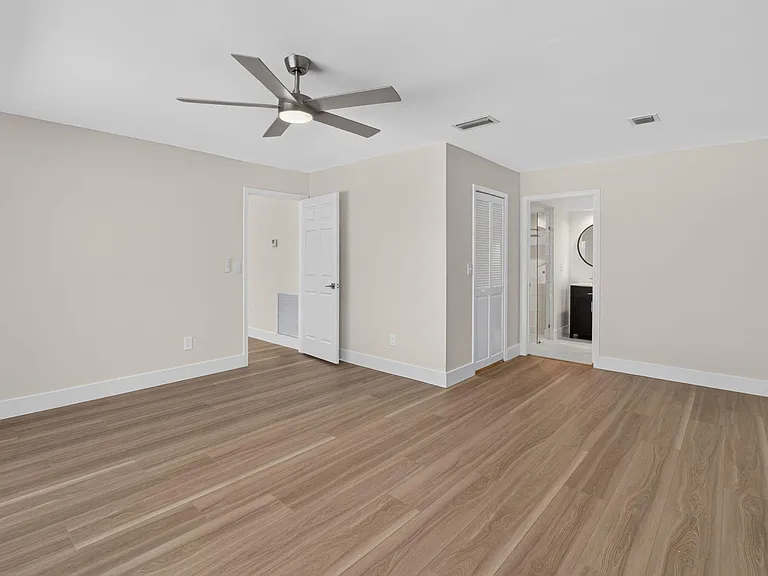 1378 NW 13th Ct — Photo 25