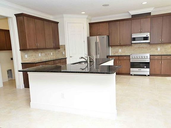 4th image of 14333 Bella Ln