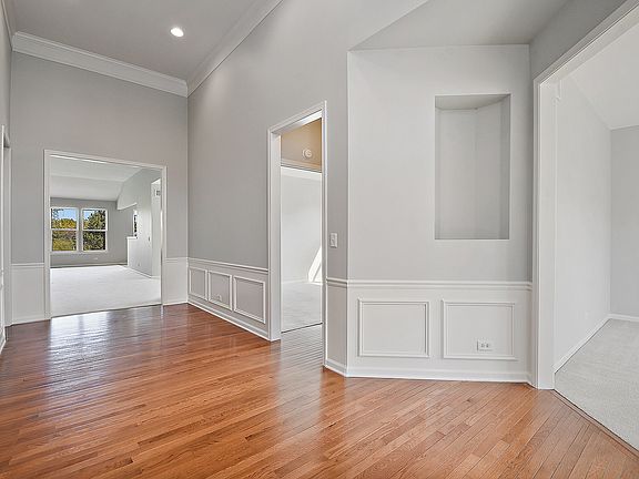 4th image of 9201 Bundoran Dr