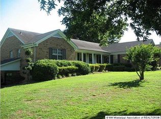 4135 Hillsdale Dr, Olive Branch, MS 38654