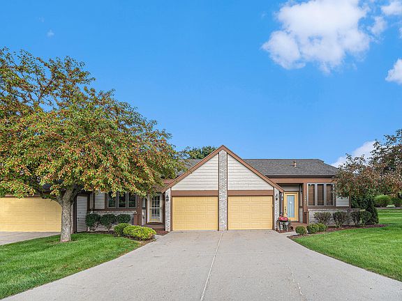 2nd image of 1043 Rolling Green Ln #179