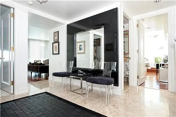 Rented by Mark David | media 30