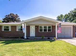 5700 Glen Dr, High Ridge, MO 63049