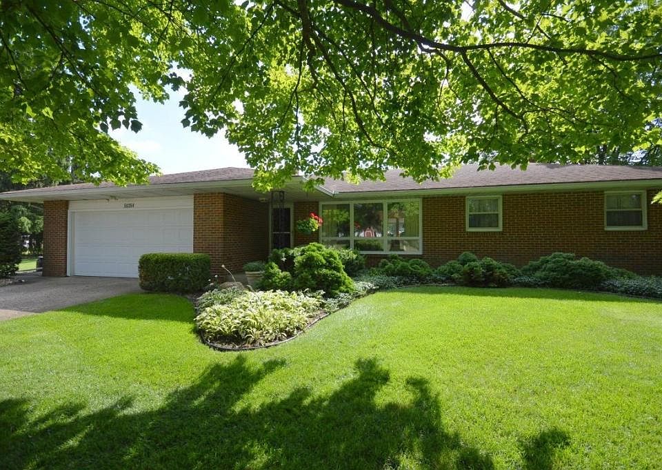 1st image of 56354 Silvercrest Dr