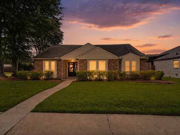 15038 Rose Valley Dr, Houston, TX 77070
