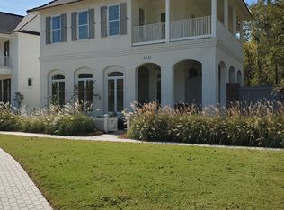 3233 Pointe-marie Dr, Baton Rouge, LA 70820
