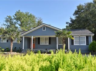8 Ardmore Dr, Taylors, SC 29687