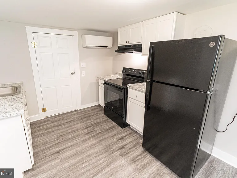 119 Davis Ln — Photo 13