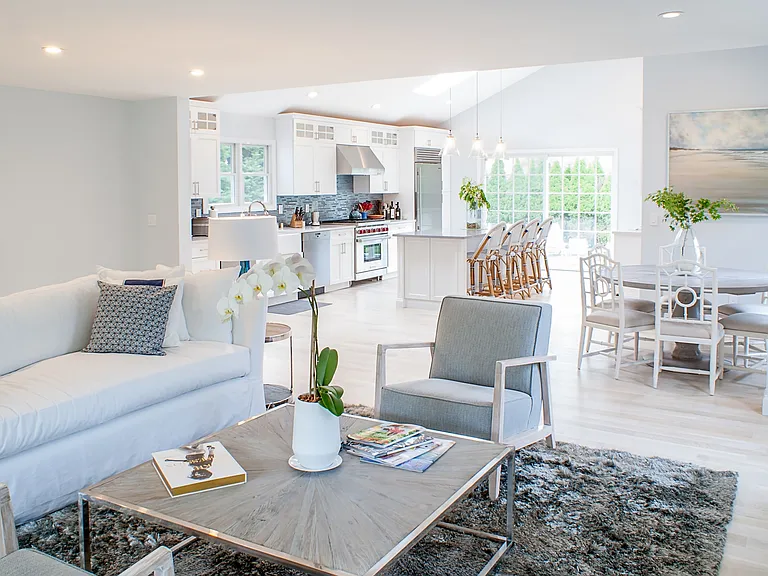 25 Bishops Ct — Photo 8
