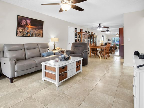 4th image of 6411 BAY CLUB Drive #2