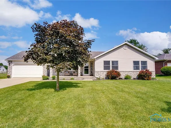 751 Burr Rd, Wauseon, OH 43567