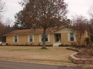 150 S Hawk Dr, Rainbow City, AL 35906