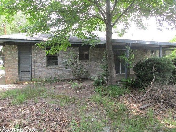 4th image of 4304 Garland Ave