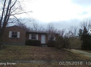 7917 Candleglow Ln, Louisville, KY 40214
