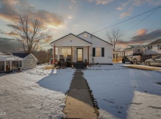 306 Tween Hills Rd, Bristol, TN 37620