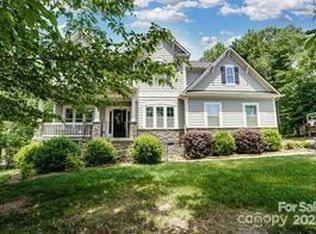 1217 Crofton Dr, Waxhaw, NC 28173