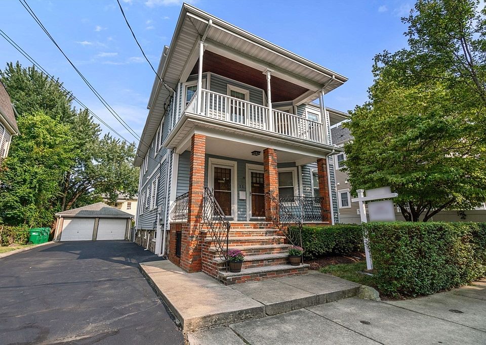 1st image of 49 Kenmere Rd #49