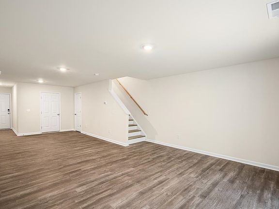 3rd image of 5015 Jayden Dr