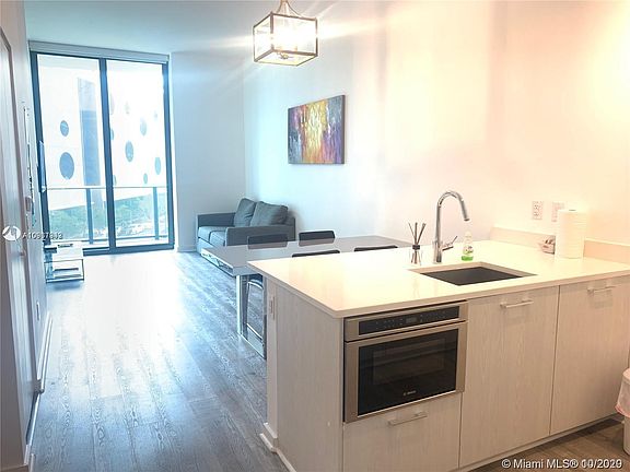 3rd image of 501 NE 31st St #305