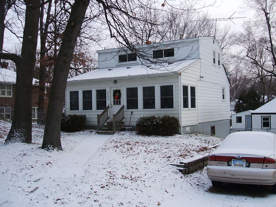 2nd image of 2086 Walnut Rd