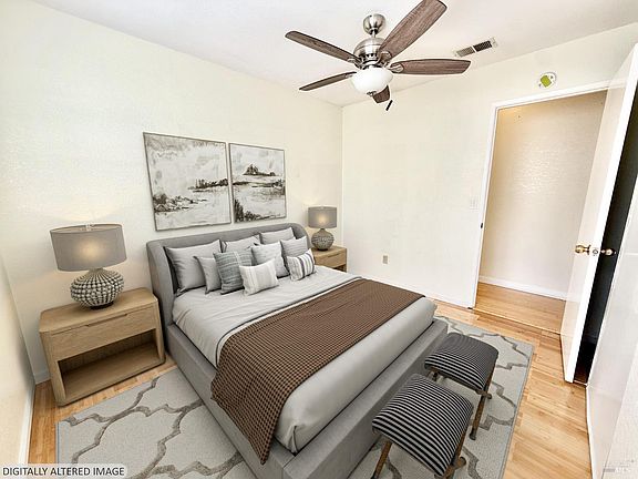 5th image of 570 Newport Way