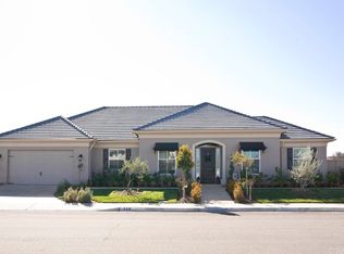 320 Cool Valley Dr, Paso Robles, CA 93446