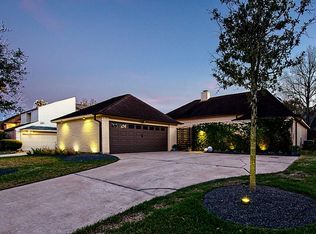 13815 Trailville Dr, Houston, TX 77077