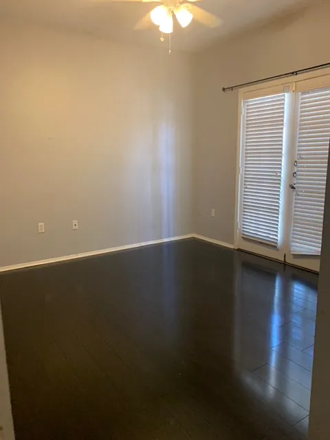 2 bed, 832 sqft, $1,895 — Photo 4