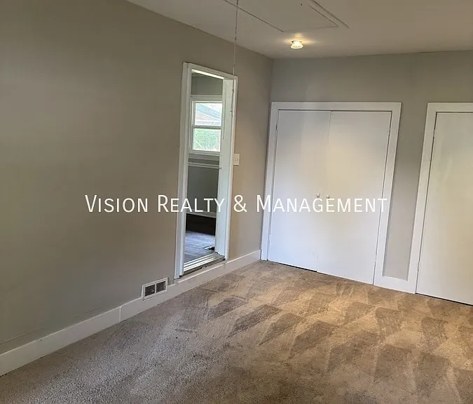 352 Rome St — Photo 9