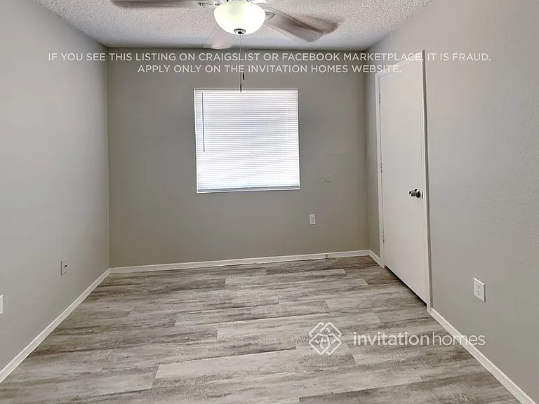 550 N 64th St — Photo 14