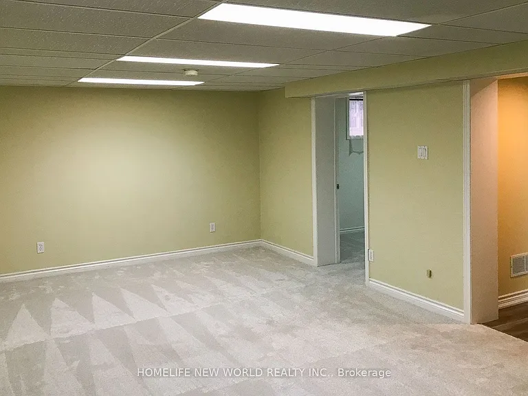 198 Burnett Ave #LOWER — Photo 6