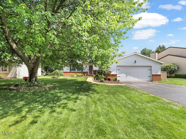 2141 Kingston Dr, Maumee, OH 43537