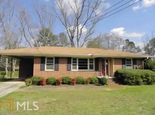 82 Pecan Dr, Hartwell, GA 30643