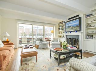 343 Commercial St #TH 10, Boston, MA 02109