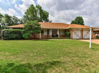 1004 SW 96th St, Oklahoma City, OK 73139