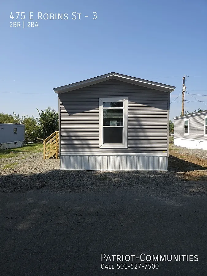 Building Photo - 475 E Robins St #3