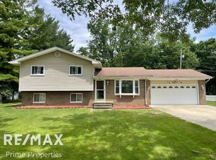 1418 Willard Rd, Birch Run, MI 48415