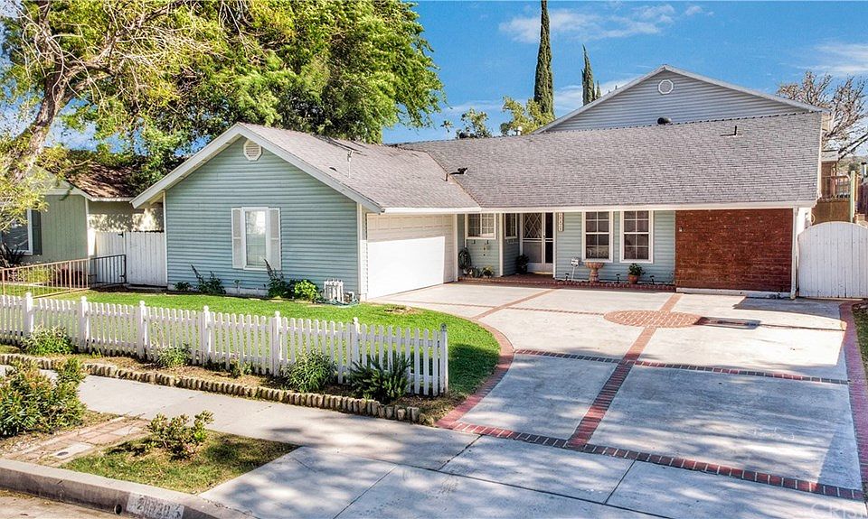 1st image of 20420 Delight St